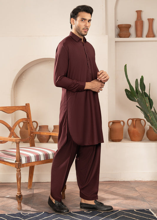 Maroon Collared