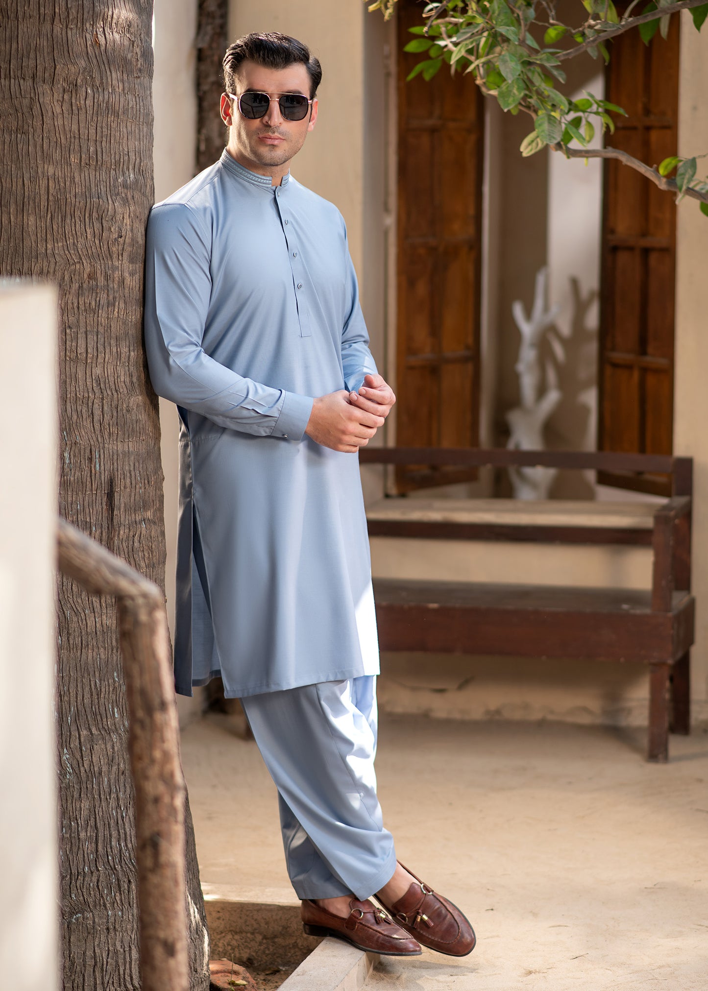 Men's Premium Ban-Embroidered Kameez Shalwar - Sky Blue / Classic Fit.