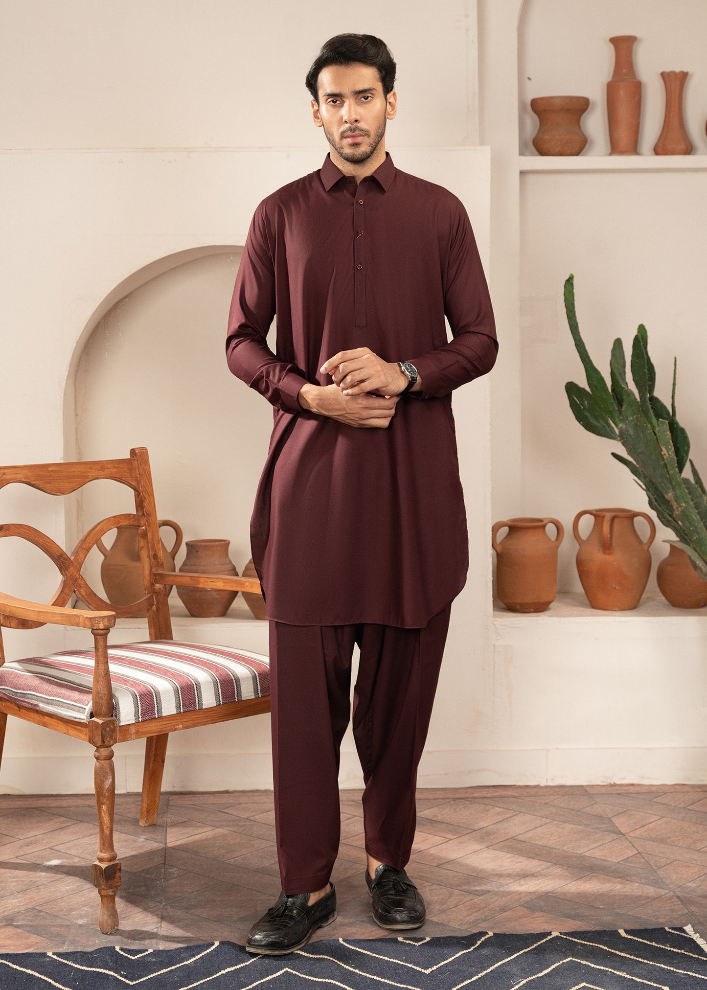 Maroon Collared
