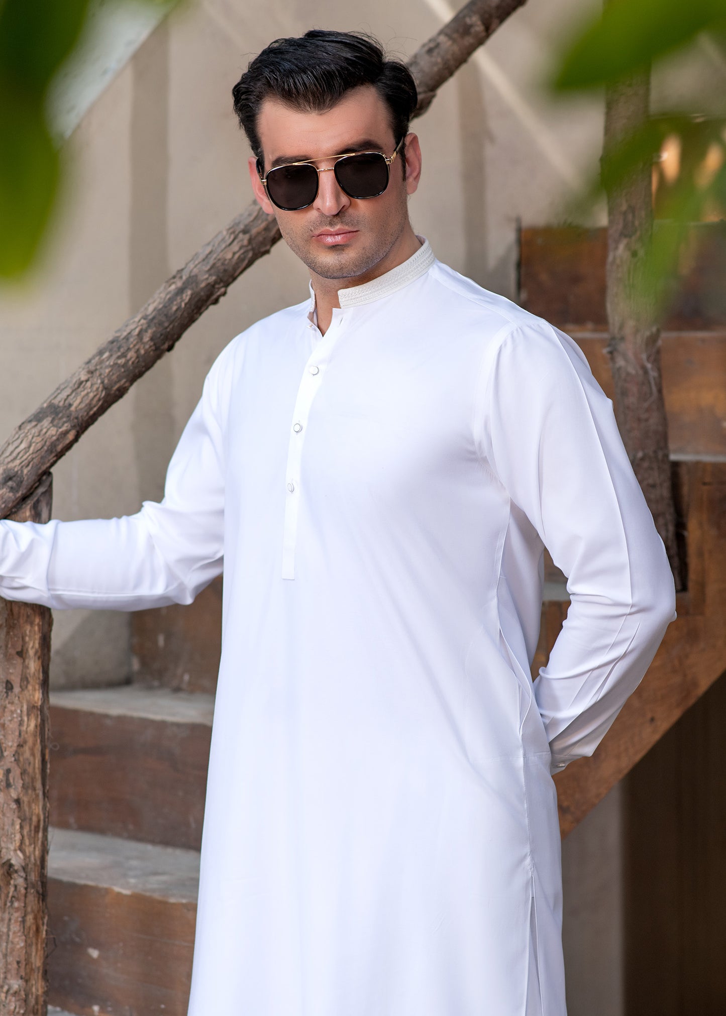 Men's Premium Ban-Embroidered Kameez Shalwar - Classic White / Classic Fit.