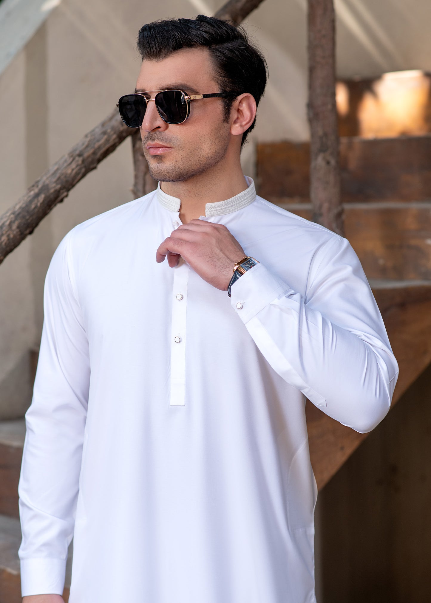 Men's Premium Ban-Embroidered Kameez Shalwar - Classic White / Classic Fit.