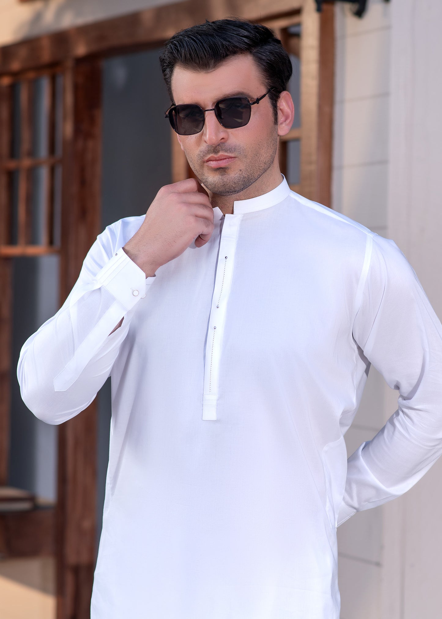 White Men's Kameez Shalwar With Mandarin Style